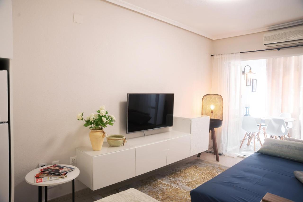 Holiday Studio Jardin Playa Torrevieja Eksteriør bilde