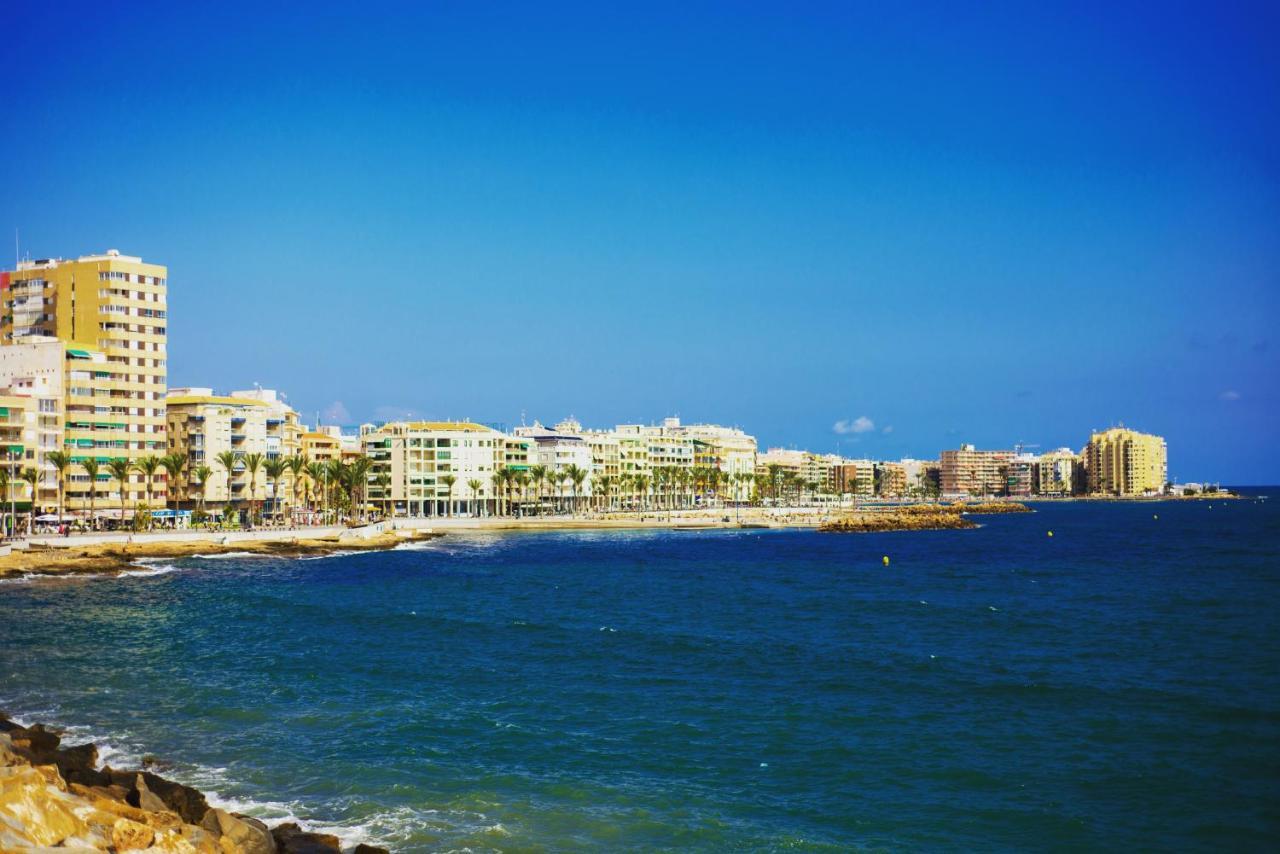 Holiday Studio Jardin Playa Torrevieja Eksteriør bilde