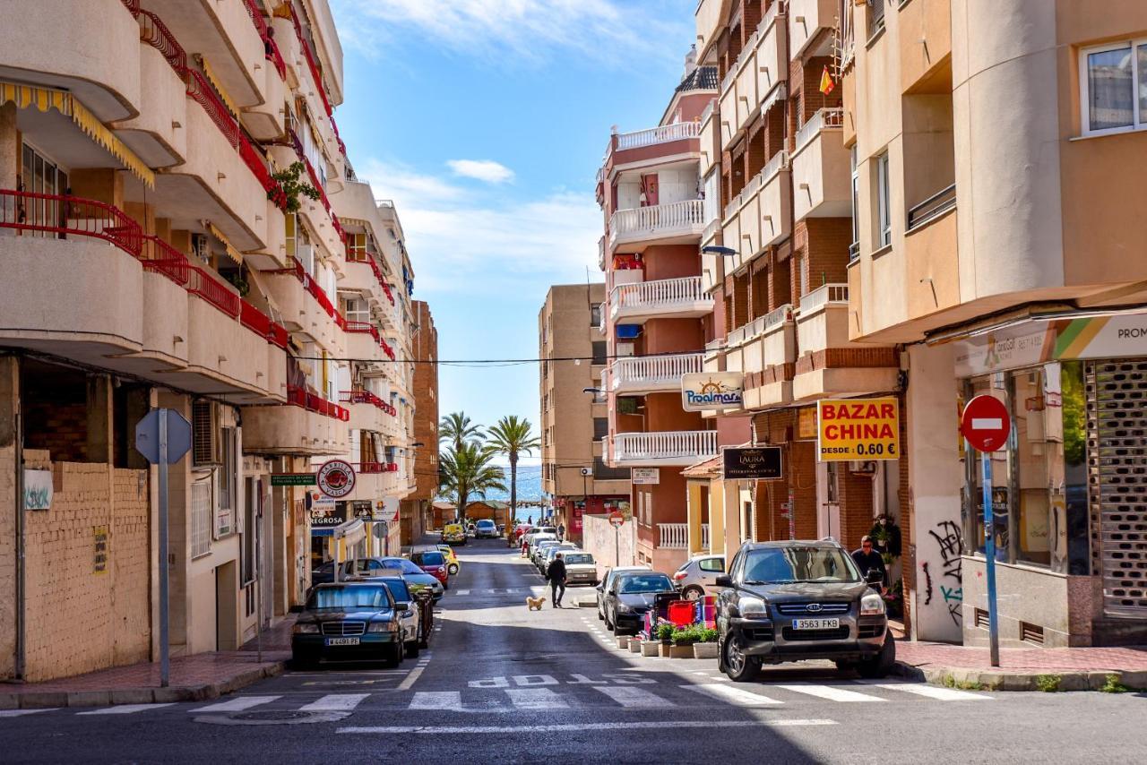 Holiday Studio Jardin Playa Torrevieja Eksteriør bilde