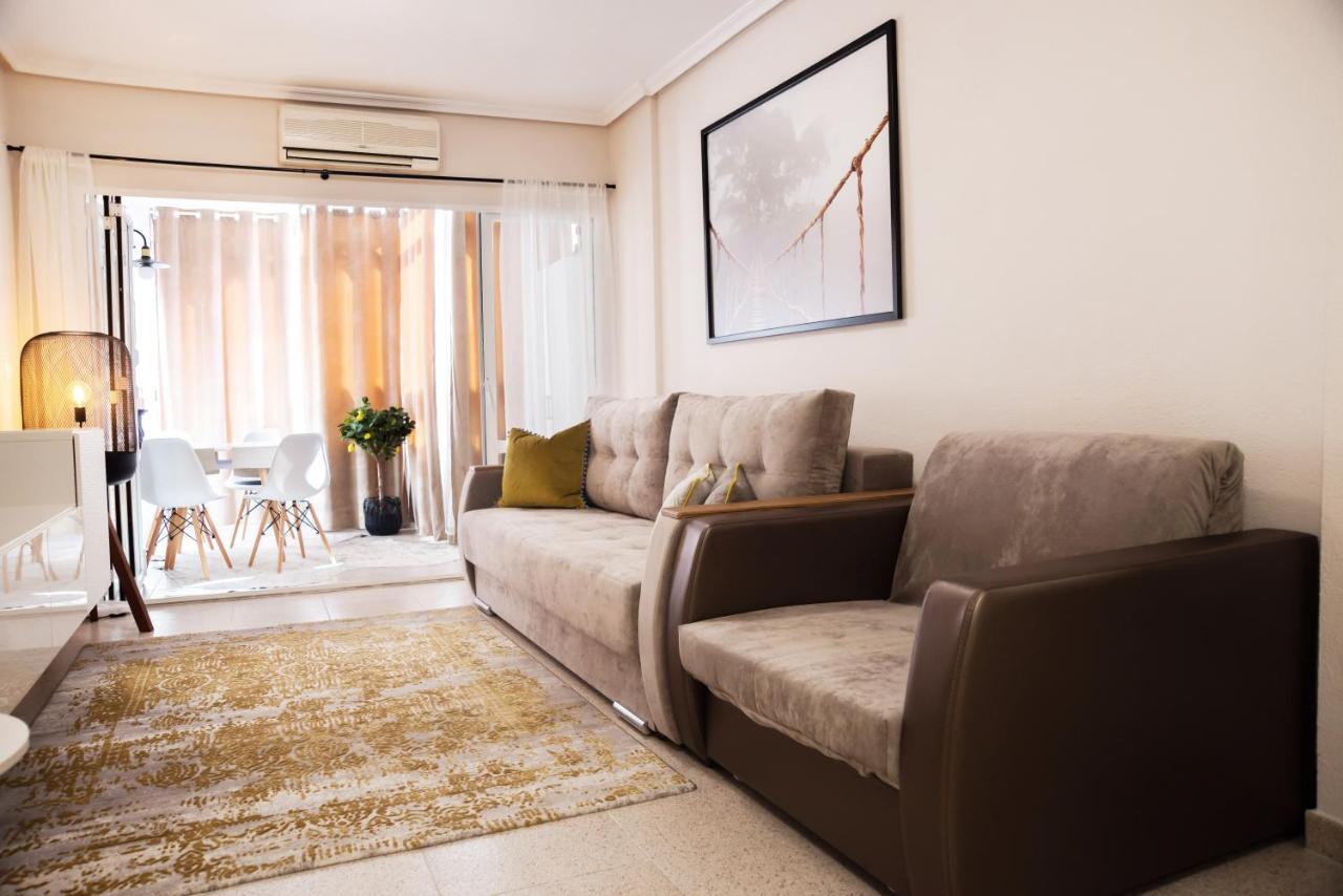 Holiday Studio Jardin Playa Torrevieja Eksteriør bilde