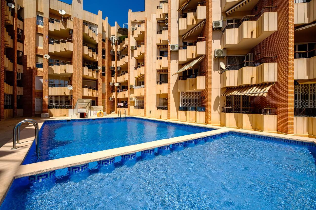 Holiday Studio Jardin Playa Torrevieja Eksteriør bilde