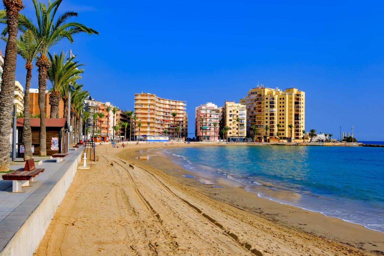 Holiday Studio Jardin Playa Torrevieja Eksteriør bilde